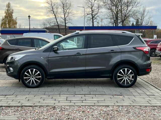 Серый Форд Куга, объемом двигателя 2 л и пробегом 56 тыс. км за 12000 $, фото 4 на Automoto.ua