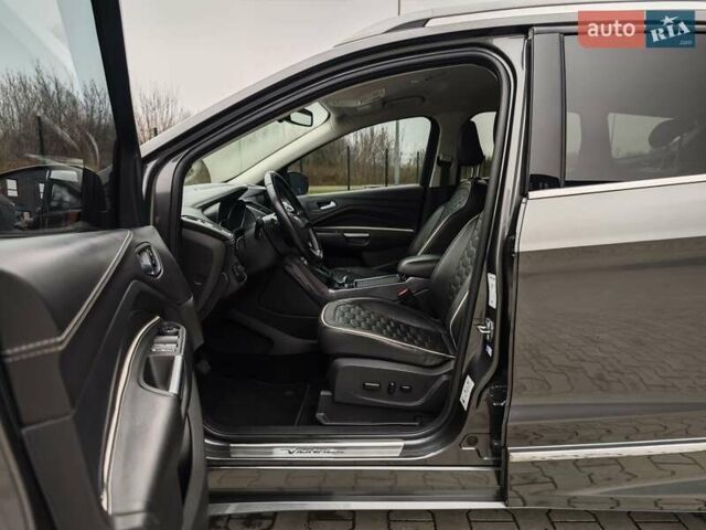 Сірий Форд Куга, об'ємом двигуна 2 л та пробігом 123 тис. км за 23800 $, фото 37 на Automoto.ua