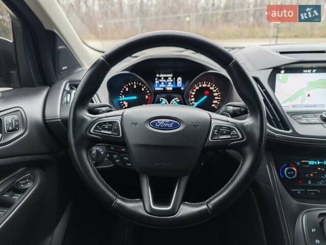 Сірий Форд Куга, об'ємом двигуна 2 л та пробігом 123 тис. км за 23800 $, фото 100 на Automoto.ua