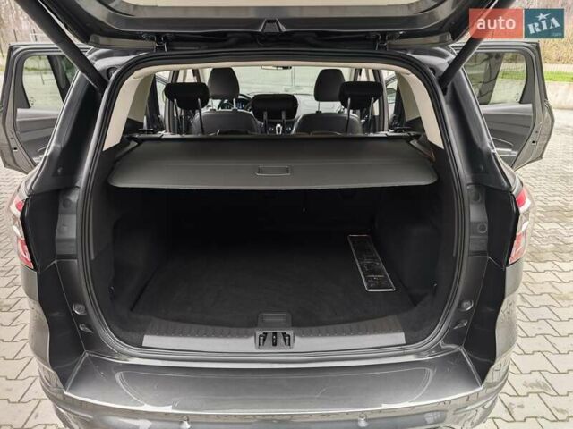 Сірий Форд Куга, об'ємом двигуна 2 л та пробігом 123 тис. км за 23800 $, фото 50 на Automoto.ua