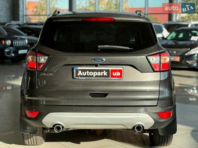 Форд Куга 2017 в Одессе на Automoto.ua Серый Форд Куга, объемом двигателя 2 л и пробегом 270 тыс. км за 12990 $, фото 3 на Automoto.ua