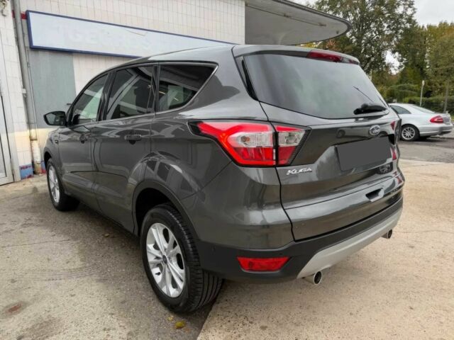 Серый Форд Куга, объемом двигателя 2 л и пробегом 57 тыс. км за 11000 $, фото 4 на Automoto.ua