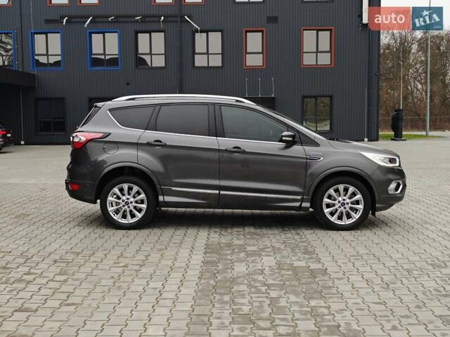 Сірий Форд Куга, об'ємом двигуна 2 л та пробігом 123 тис. км за 23800 $, фото 6 на Automoto.ua