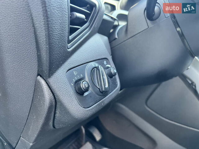 Сірий Форд Куга, об'ємом двигуна 2 л та пробігом 92 тис. км за 16499 $, фото 32 на Automoto.ua