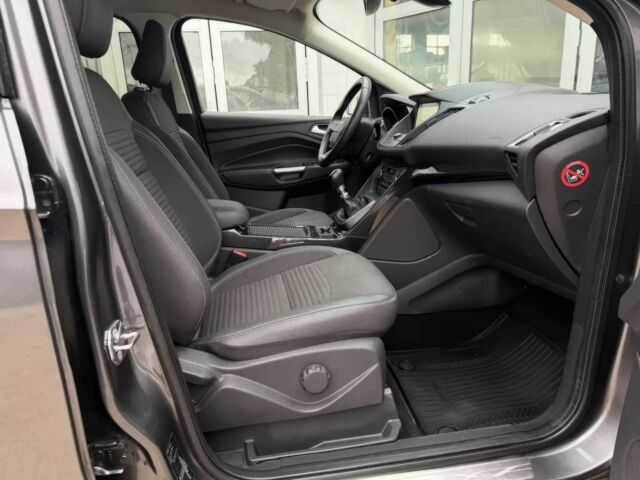 Серый Форд Куга, объемом двигателя 2 л и пробегом 57 тыс. км за 11000 $, фото 8 на Automoto.ua