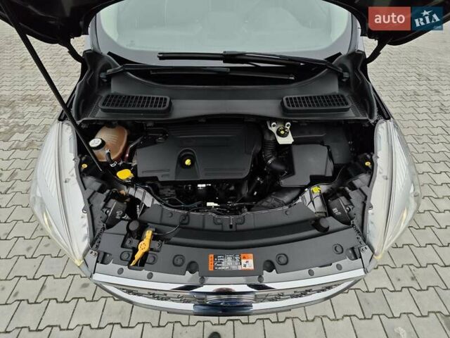 Сірий Форд Куга, об'ємом двигуна 2 л та пробігом 123 тис. км за 23800 $, фото 90 на Automoto.ua