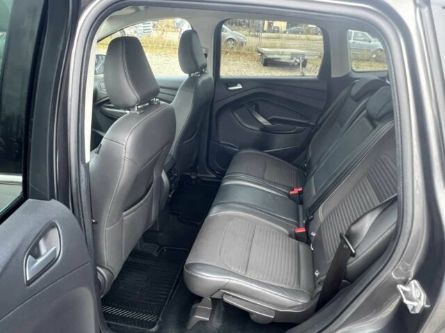 Серый Форд Куга, объемом двигателя 2 л и пробегом 56 тыс. км за 12000 $, фото 12 на Automoto.ua