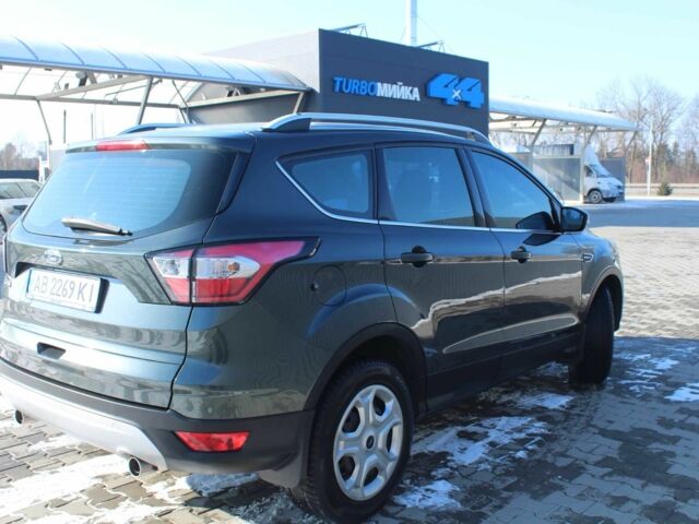 Серый Форд Куга, объемом двигателя 2 л и пробегом 120 тыс. км за 18200 $, фото 5 на Automoto.ua