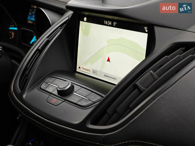 Сірий Форд Куга, об'ємом двигуна 2 л та пробігом 123 тис. км за 23800 $, фото 73 на Automoto.ua