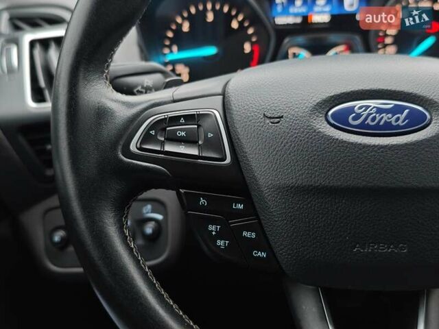 Сірий Форд Куга, об'ємом двигуна 2 л та пробігом 123 тис. км за 23800 $, фото 113 на Automoto.ua