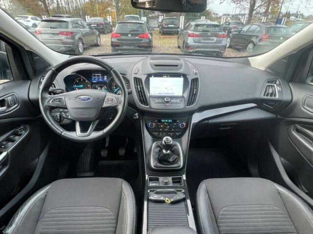 Серый Форд Куга, объемом двигателя 2 л и пробегом 56 тыс. км за 12000 $, фото 9 на Automoto.ua