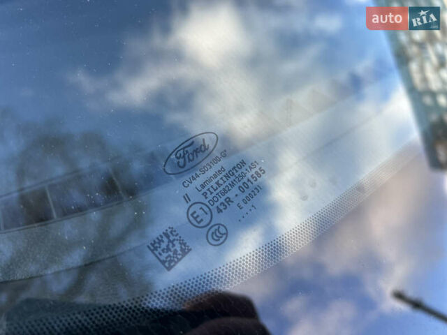 Сірий Форд Куга, об'ємом двигуна 2 л та пробігом 117 тис. км за 16999 $, фото 34 на Automoto.ua