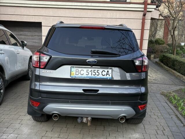 Сірий Форд Куга, об'ємом двигуна 2 л та пробігом 115 тис. км за 20000 $, фото 5 на Automoto.ua
