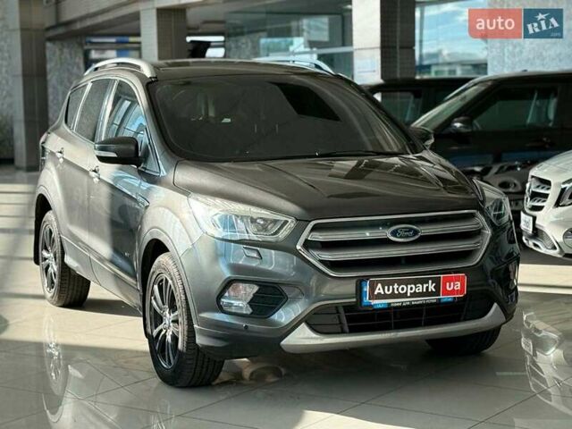 Форд Куга 2017 в Одессе на Automoto.ua Серый Форд Куга, объемом двигателя 2 л и пробегом 270 тыс. км за 12990 $, фото 2 на Automoto.ua
