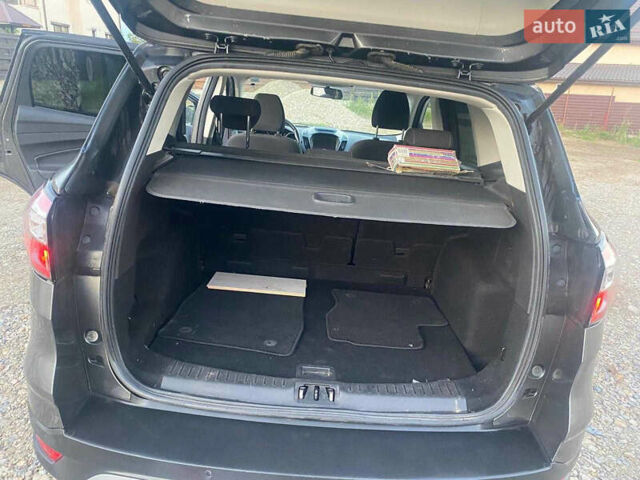 Серый Форд Куга, объемом двигателя 2 л и пробегом 115 тыс. км за 19000 $, фото 2 на Automoto.ua