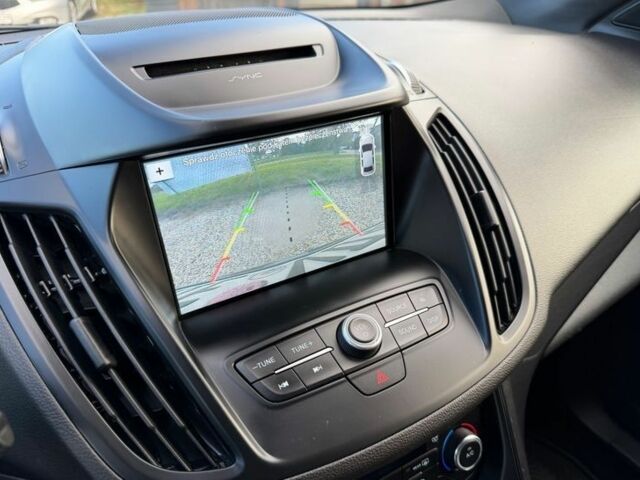 Форд Куга 2017 в Киеве на Automoto.ua Серый Форд Куга, объемом двигателя 2 л и пробегом 189 тыс. км за 9500 $, фото 11 на Automoto.ua