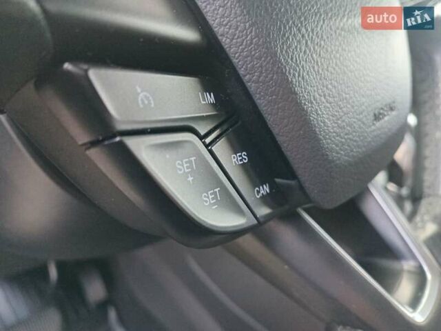 Серый Форд Куга, объемом двигателя 2 л и пробегом 115 тыс. км за 19680 $, фото 12 на Automoto.ua