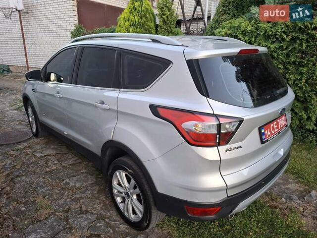 Форд Куга 2017 в Золочев на Automoto.ua Серый Форд Куга, объемом двигателя 2 л и пробегом 188 тыс. км за 16400 $, фото 5 на Automoto.ua