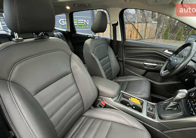 Серый Форд Куга, объемом двигателя 2 л и пробегом 189 тыс. км за 16500 $, фото 31 на Automoto.ua