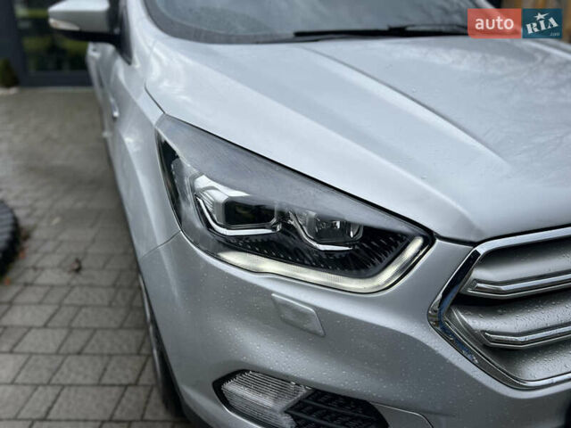 Серый Форд Куга, объемом двигателя 2 л и пробегом 189 тыс. км за 16500 $, фото 9 на Automoto.ua