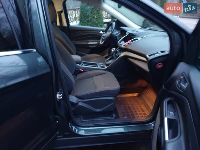 Серый Форд Куга, объемом двигателя 2 л и пробегом 95 тыс. км за 16900 $, фото 19 на Automoto.ua