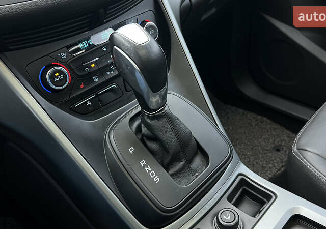 Серый Форд Куга, объемом двигателя 2 л и пробегом 189 тыс. км за 16500 $, фото 13 на Automoto.ua