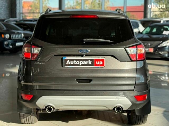 Форд Куга 2017 в Одессе на Automoto.ua Серый Форд Куга, объемом двигателя 2 л и пробегом 270 тыс. км за 12990 $, фото 4 на Automoto.ua