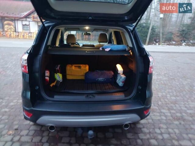 Серый Форд Куга, объемом двигателя 2 л и пробегом 95 тыс. км за 16900 $, фото 18 на Automoto.ua