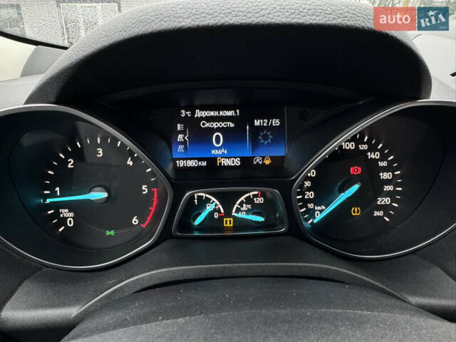 Серый Форд Куга, объемом двигателя 2 л и пробегом 191 тыс. км за 20900 $, фото 9 на Automoto.ua