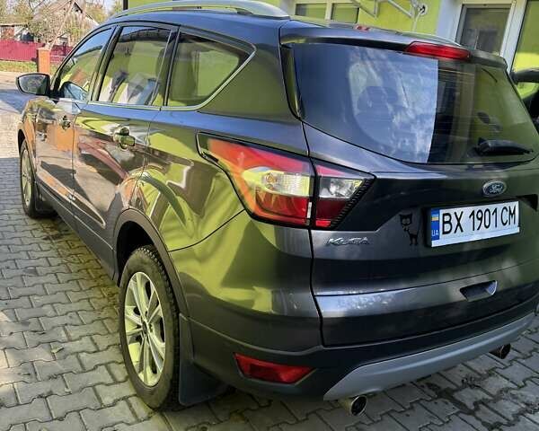 Форд Куга 2018 в Хмельницком на Automoto.ua Серый Форд Куга, объемом двигателя 1.5 л и пробегом 144 тыс. км за 17500 $, фото 7 на Automoto.ua