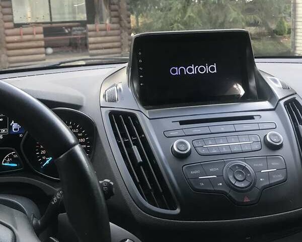 Серый Форд Куга, объемом двигателя 2 л и пробегом 72 тыс. км за 18000 $, фото 5 на Automoto.ua