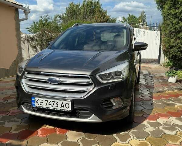 Сірий Форд Куга, об'ємом двигуна 1.5 л та пробігом 141 тис. км за 14800 $, фото 5 на Automoto.ua
