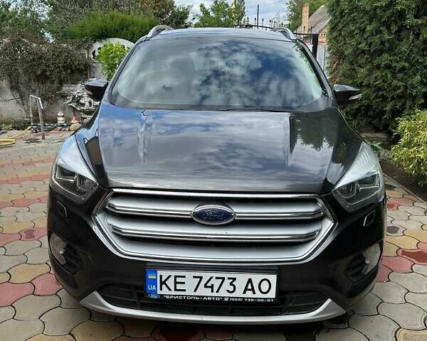 Сірий Форд Куга, об'ємом двигуна 1.5 л та пробігом 141 тис. км за 14800 $, фото 3 на Automoto.ua