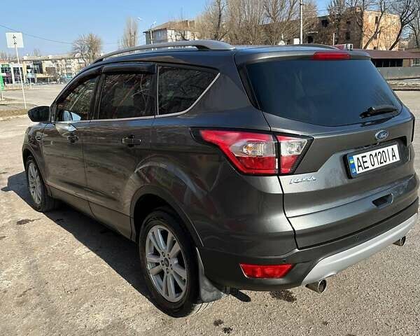 Сірий Форд Куга, об'ємом двигуна 1.5 л та пробігом 140 тис. км за 15300 $, фото 11 на Automoto.ua