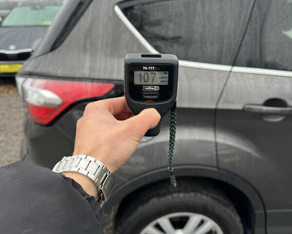 Серый Форд Куга, объемом двигателя 2 л и пробегом 191 тыс. км за 20900 $, фото 27 на Automoto.ua