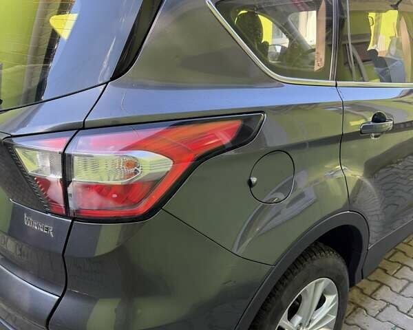 Форд Куга 2018 в Хмельницком на Automoto.ua Серый Форд Куга, объемом двигателя 1.5 л и пробегом 144 тыс. км за 17500 $, фото 22 на Automoto.ua