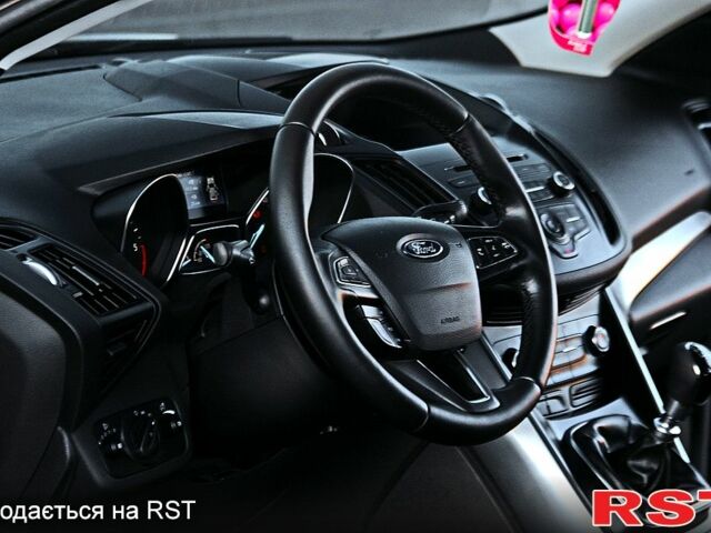 Серый Форд Куга, объемом двигателя 2 л и пробегом 82 тыс. км за 15300 $, фото 8 на Automoto.ua