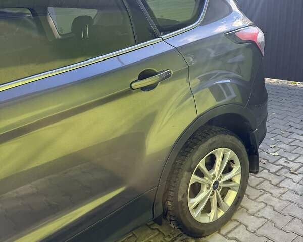 Форд Куга 2018 в Хмельницком на Automoto.ua Серый Форд Куга, объемом двигателя 1.5 л и пробегом 144 тыс. км за 17500 $, фото 5 на Automoto.ua