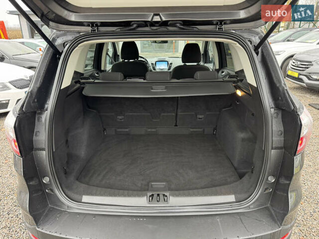 Серый Форд Куга, объемом двигателя 2 л и пробегом 191 тыс. км за 20900 $, фото 18 на Automoto.ua