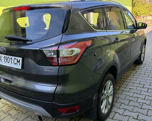 Форд Куга 2018 в Хмельницком на Automoto.ua Серый Форд Куга, объемом двигателя 1.5 л и пробегом 144 тыс. км за 17500 $, фото 2 на Automoto.ua