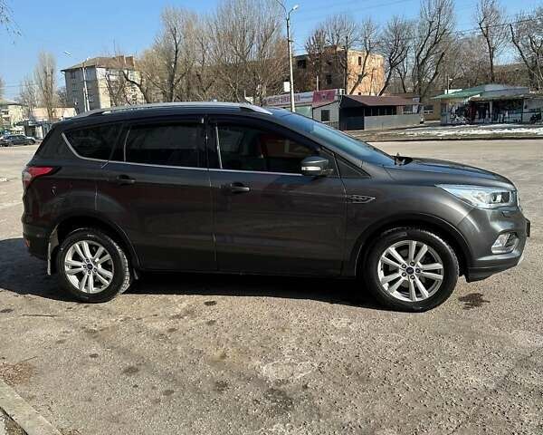 Сірий Форд Куга, об'ємом двигуна 1.5 л та пробігом 140 тис. км за 15300 $, фото 5 на Automoto.ua