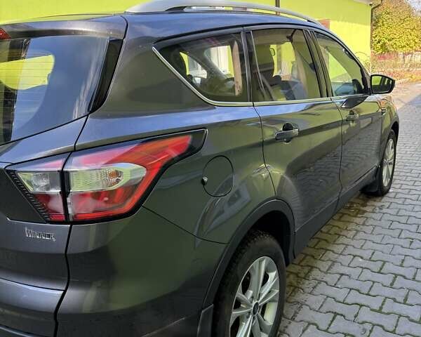 Форд Куга 2018 в Хмельницком на Automoto.ua Серый Форд Куга, объемом двигателя 1.5 л и пробегом 144 тыс. км за 17500 $, фото 3 на Automoto.ua