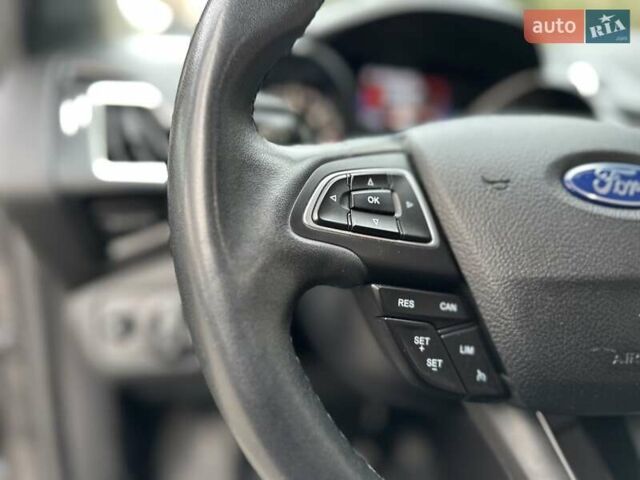 Серый Форд Куга, объемом двигателя 2 л и пробегом 226 тыс. км за 17500 $, фото 27 на Automoto.ua