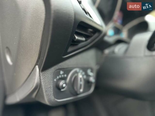 Серый Форд Куга, объемом двигателя 2 л и пробегом 226 тыс. км за 17500 $, фото 30 на Automoto.ua