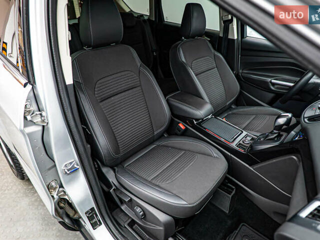 Серый Форд Куга, объемом двигателя 2 л и пробегом 128 тыс. км за 17705 $, фото 18 на Automoto.ua