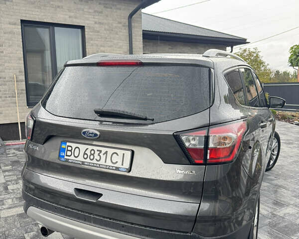 Серый Форд Куга, объемом двигателя 1.5 л и пробегом 51 тыс. км за 19800 $, фото 4 на Automoto.ua