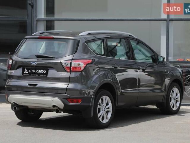 Серый Форд Куга, объемом двигателя 1.5 л и пробегом 166 тыс. км за 16500 $, фото 3 на Automoto.ua