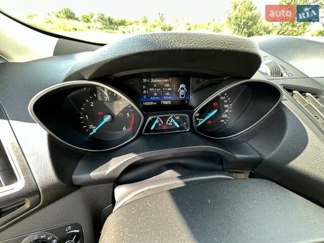 Сірий Форд Куга, об'ємом двигуна 2 л та пробігом 143 тис. км за 19390 $, фото 11 на Automoto.ua