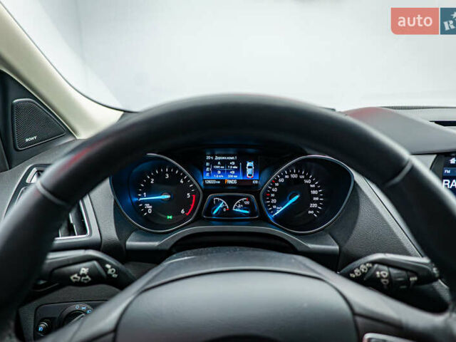 Серый Форд Куга, объемом двигателя 2 л и пробегом 128 тыс. км за 17705 $, фото 12 на Automoto.ua