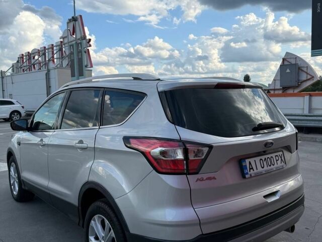 Серый Форд Куга, объемом двигателя 1.5 л и пробегом 18 тыс. км за 14500 $, фото 3 на Automoto.ua